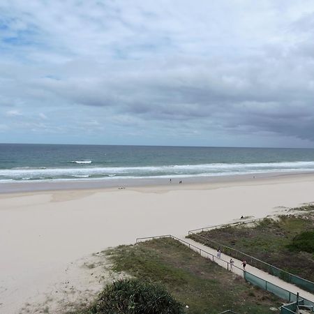 President Holiday Apartments - Absolute Beachfront Gold Coast Eksteriør bilde