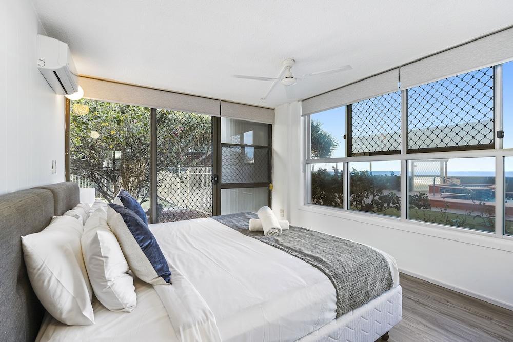 President Holiday Apartments - Absolute Beachfront Gold Coast Eksteriør bilde