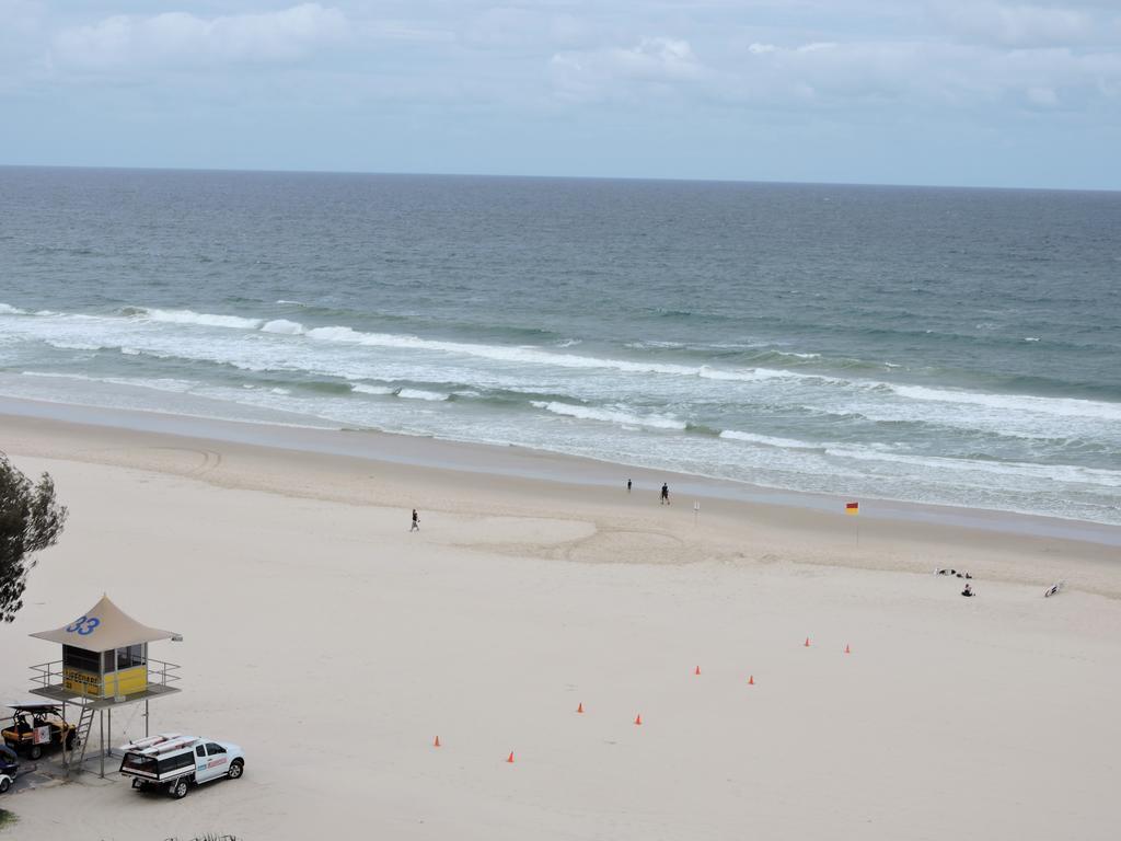 President Holiday Apartments - Absolute Beachfront Gold Coast Eksteriør bilde