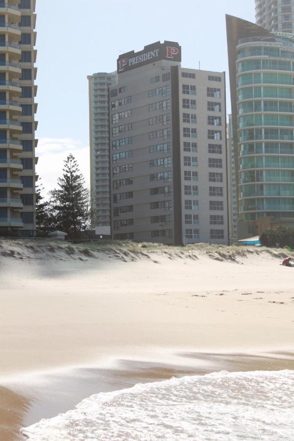 President Holiday Apartments - Absolute Beachfront Gold Coast Eksteriør bilde